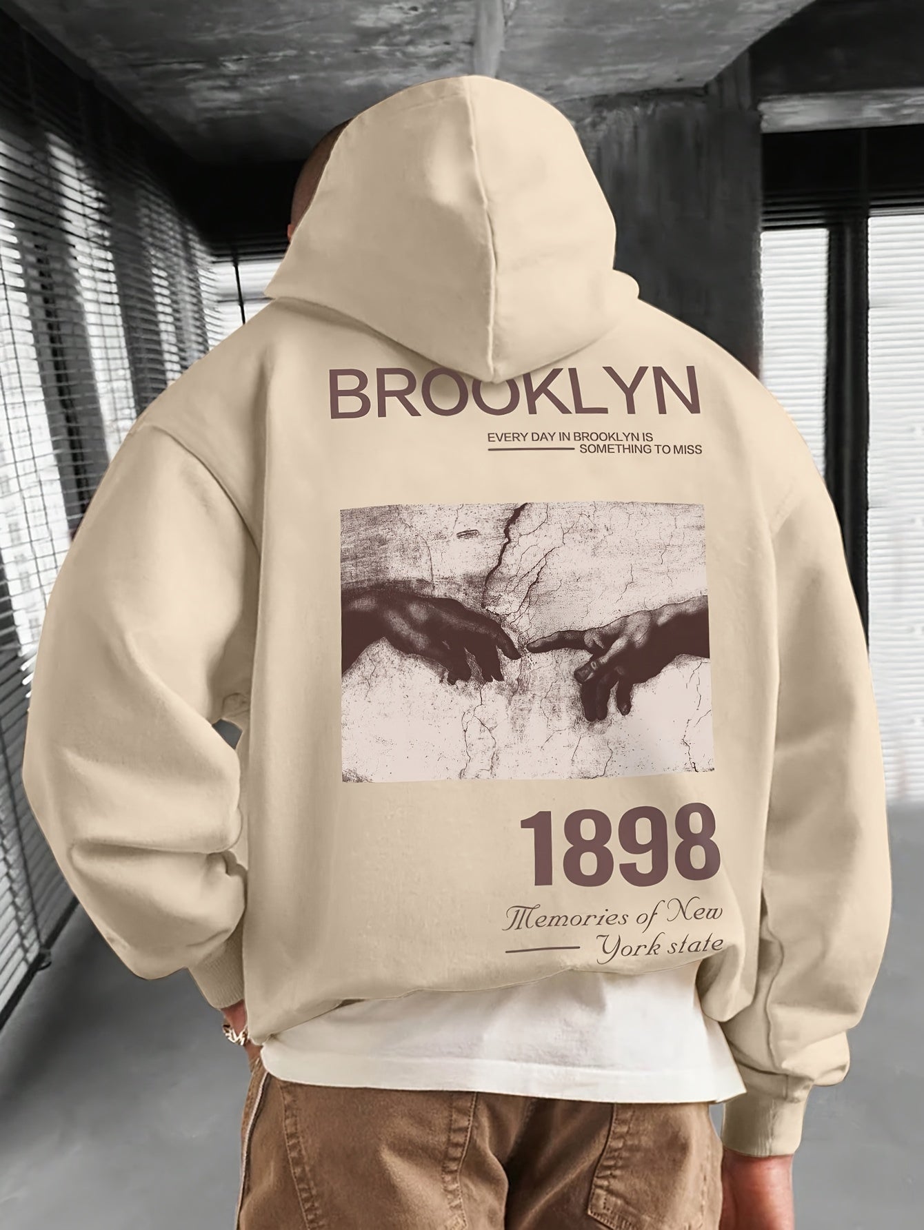 Casual backprint hoodie